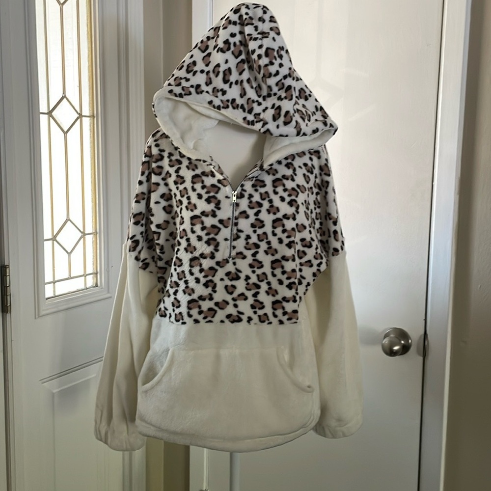 Women’s pullover. SHEIN size XL. Super soft